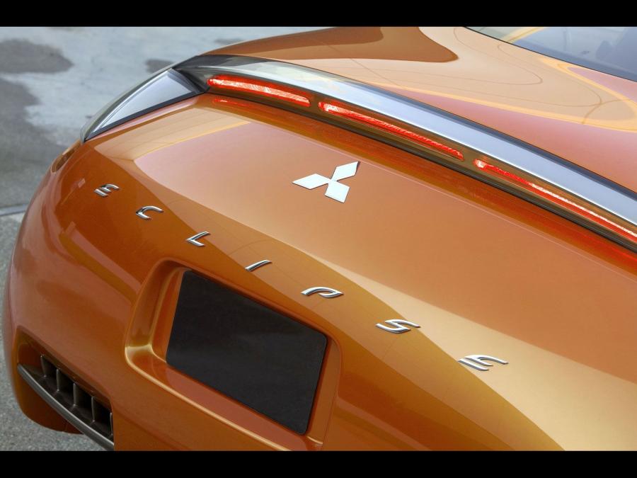  Mitsubishi Eclipse Concept 2004 года  (фото 8 из 70)